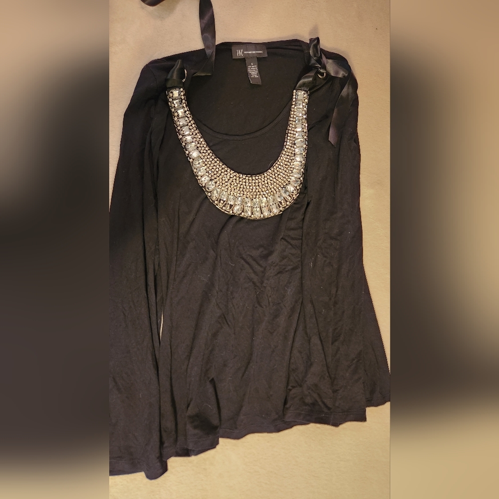 Women's I.N.C shirt with necklace size small